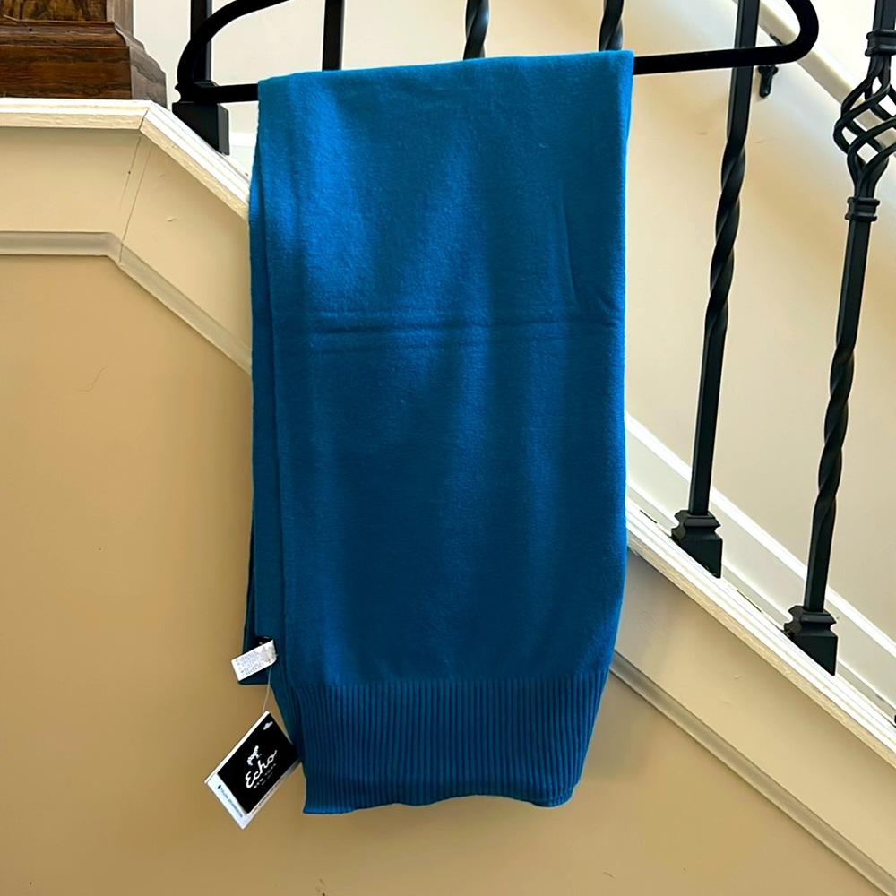 ECHO SCARF/WRAP